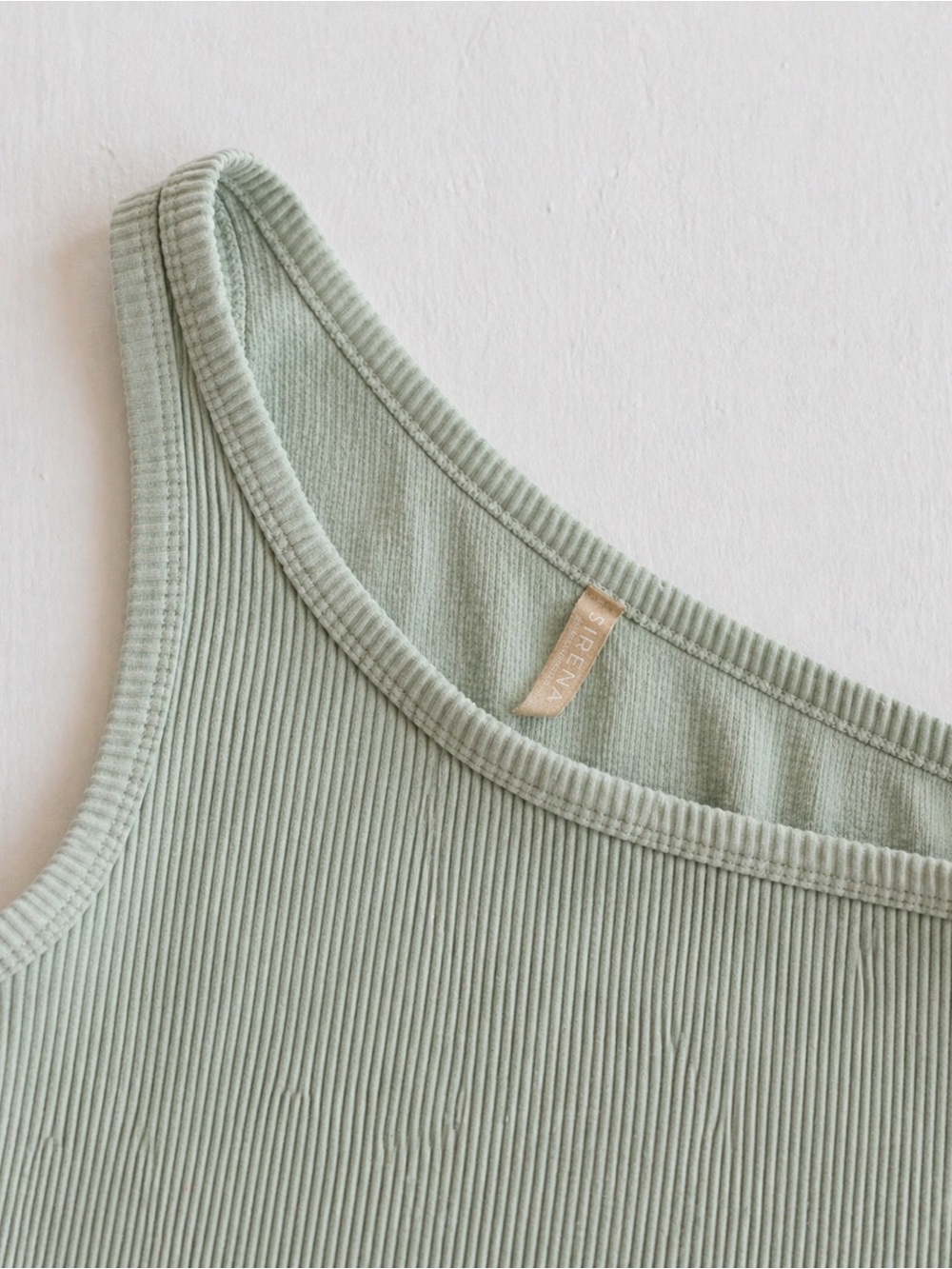 Sirena Sage Green Ribbed One Shoulder Crop Top One Size Fits M - Picture 3 of 3